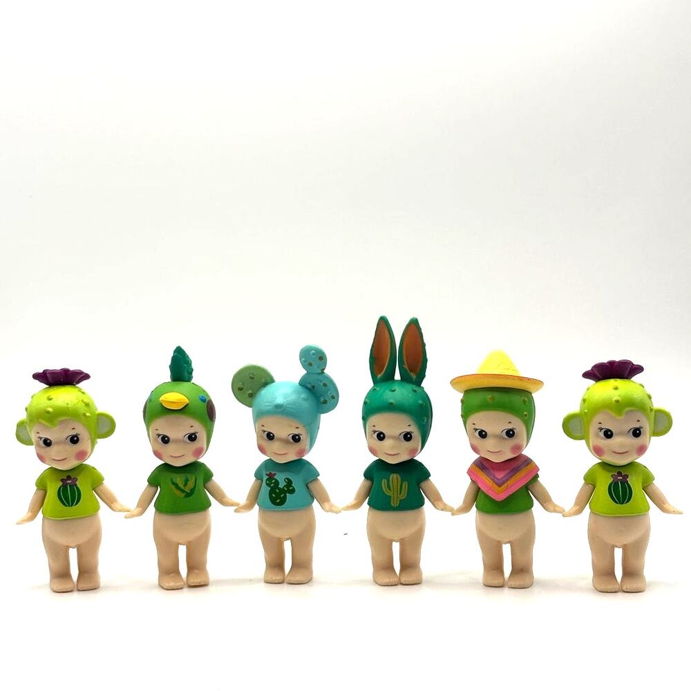 Set of 6 New Unbranded Kewpie/Angel Mini Figures, Cactus Costumes, Open Blind Bx